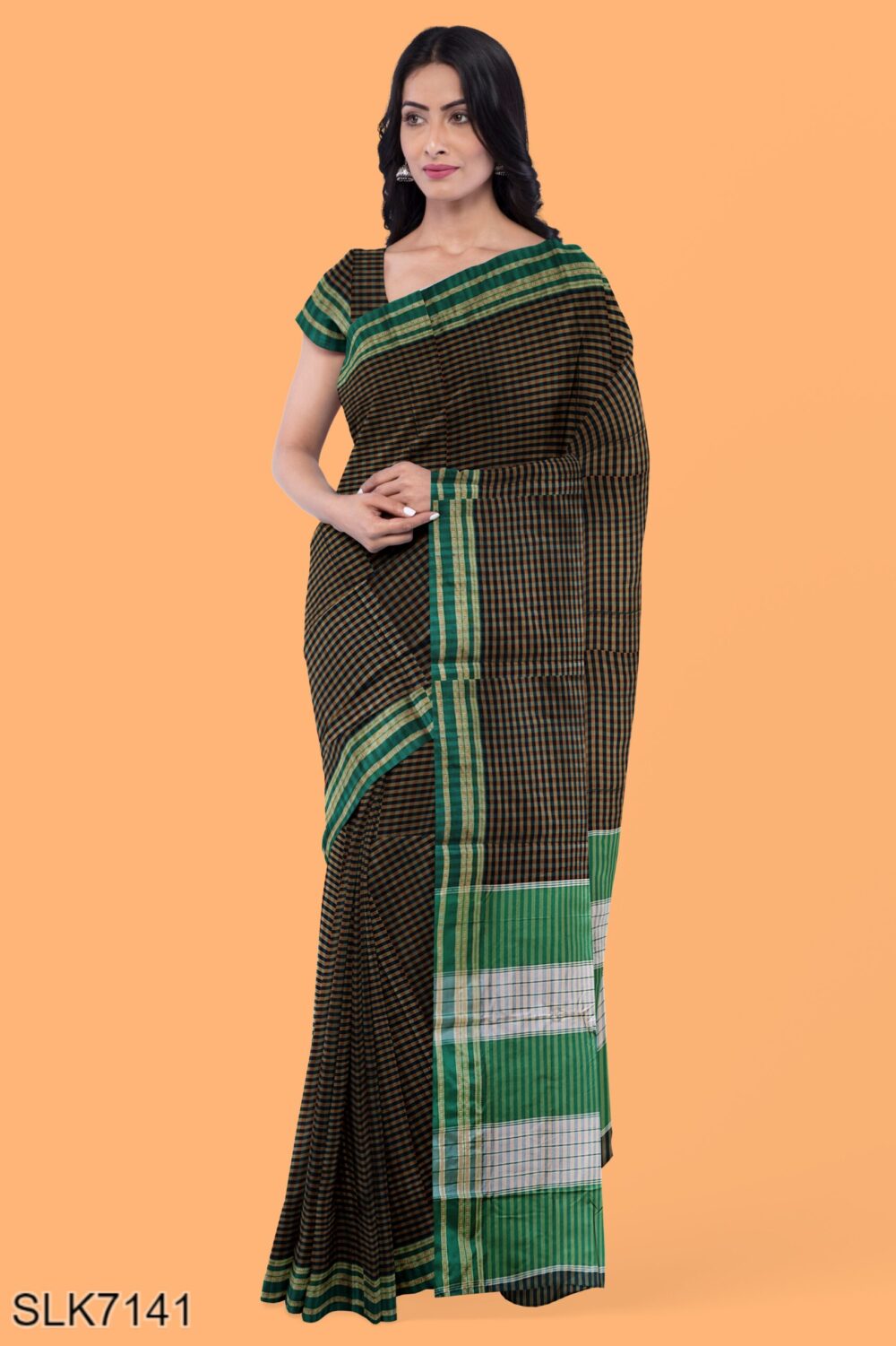 BANAHATTI COTTON SAREE WITH TRADITIONAL BORDER
