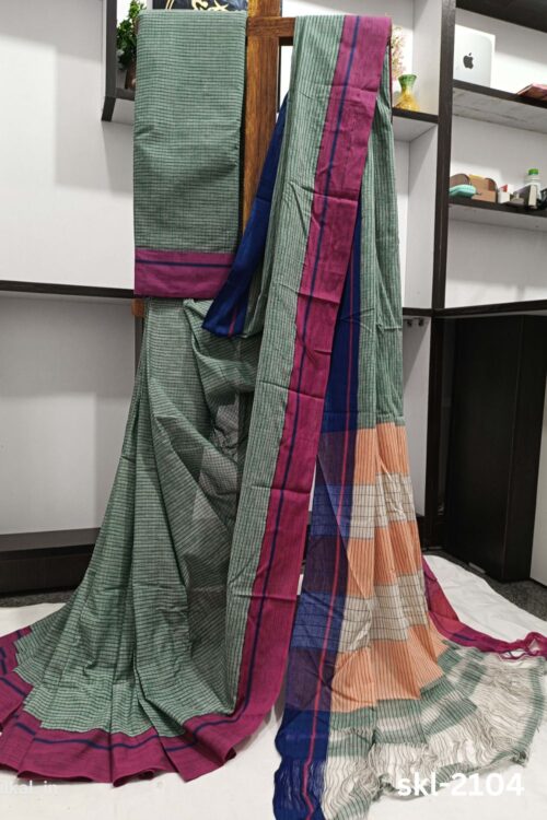 Patteda Anchu Checks with Plain Border
