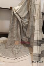 Patteda Anchu Checks with Plain Border