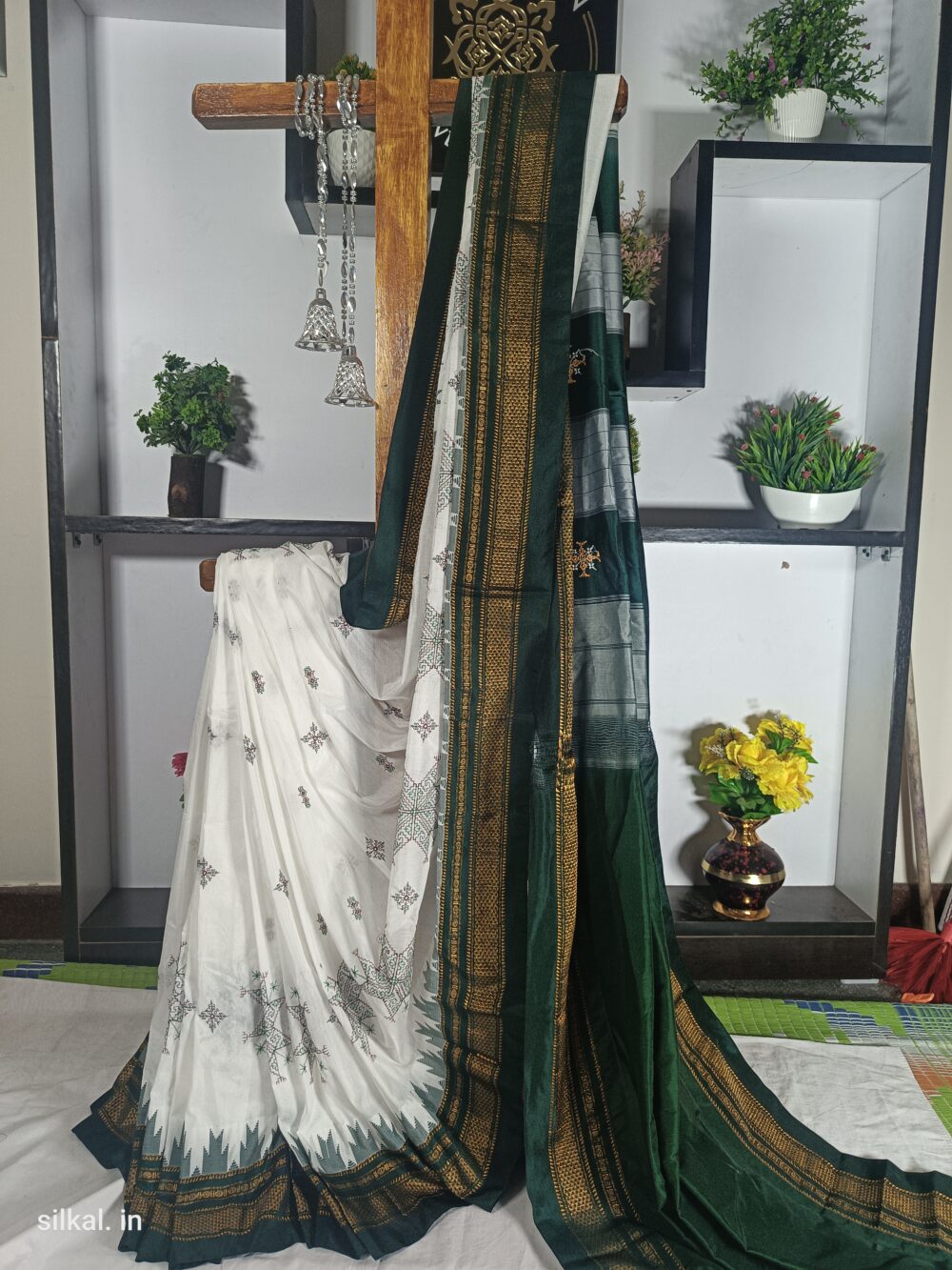 Ilkal Kasuti Tample Border Sarees