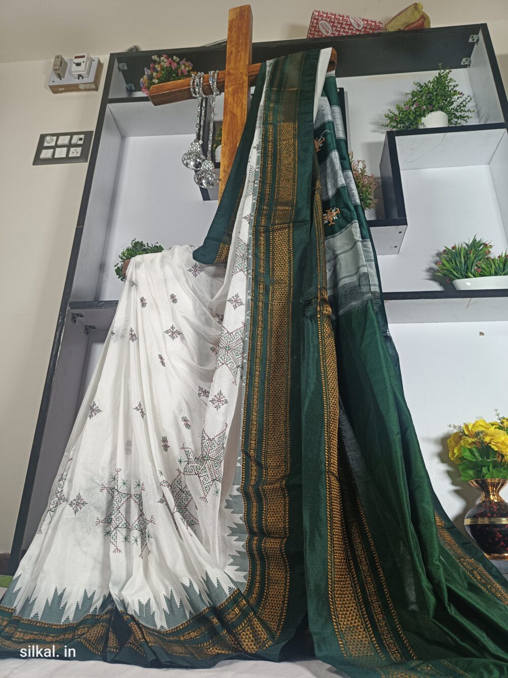 Ilkal Kasuti Tample Border Sarees